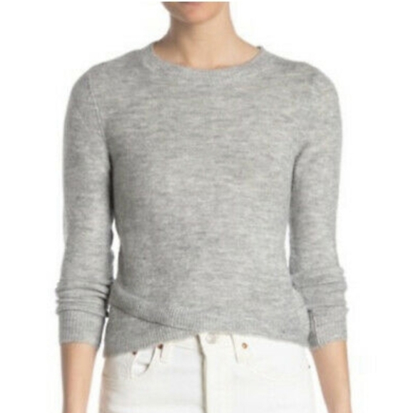 NWT Elodie Gray Lightweight Crew Neck Sweater - Picture 1 of 5